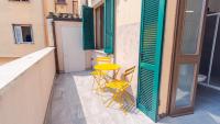 Piazza Garibaldi - Italian Homing - B&B