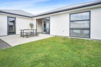 Modern and Central with 2 Ensuites -By KOSH BNB - B&B Hamilton