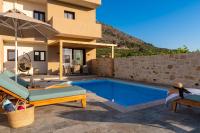 Irisma Luxury Villa with private pool - Bed and Breakfast Archanes