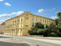 Unique Family Home by Fortress - Cozy & Spacious - Free Parking - Chambres d’hôtes Novi Sad