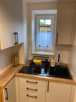 Dreibettzimmer mit Dusche