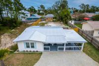 Sea Breeze House- 3 bd 2 ba 5 min walk to beach - B&B Panama City Beach