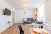 Ereva Seaside 2 bedroom duplex modern apartment - B&B Ostend