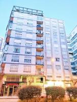 Encantador piso de 3 dormitorios en Vigo - Ferienwohnung
