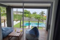 2 Bedrooms, Sea View, Private Pool & Solar - Chambres d’hôtes