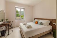 Como City Wall - B&B Como