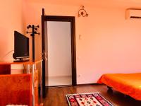 Basic Triple Room