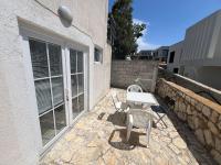 Luna Beach Apartment - Bed and Breakfast
