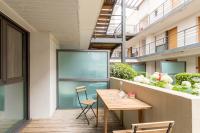 Le petit patio fleuri - B&B Éguilles