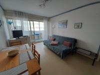 Appartement avec parking à 2 pas de la plage, animaux admis - FR-1-324A-53 - B&B
