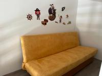 Apartamento de 1 dormitorio con balcón