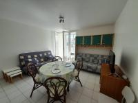 Studio cosy avec jardin, proche plage et commerces - FR-1-324A-5 - B&B