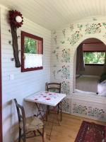 Queen Room with Garden View