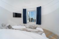 Deluxe Double Room with Balcony and Sea View