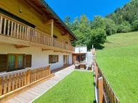 Apartment Wasserfall im Zillertal - Oasis of Peace with Panoramic Terrace, near Fügen - Chambres d'hôtes Hart im Zillertal