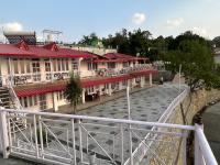 The Whitegrove Retreat - B&B Muktesra