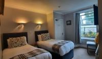 Twin Room (1-2 Adults)