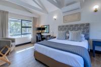 Suite with Garden View