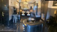 Suite Noire