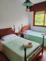 Doppel- oder Zweibettzimmer