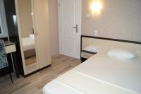Apart Hotel Central - B&B Momchilgrad