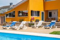 Wake up with the Sea Breeze- House with pool AP2 - B&B
