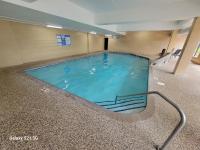 Charming Lutsen Ski-In Ski-Out Townhome with Pools and Hot Tub - B&B Lutsen