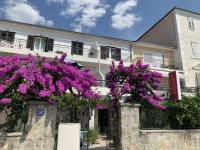 Beach APARTMENT - B&B Podgora