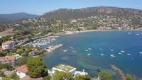 Villa avec piscine et plage privée La Crique Agay - Chambres d’hôtes