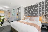 KozyGuru | Haymarket Theatre Precinct City Studio - B&B Sydney