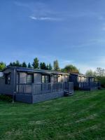 Nowoczesny Domek Letniskowy Zator - B&B