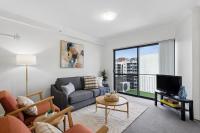 Cozy City Apartment with Stunning Views and Ameni - B&B Perth