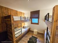 Appartamento con 3 Camere da Letto e Vista Montagna