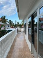 Flow Guest House & Cafe - B&B Paje