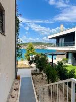 Apartment Breeze - Ferienwohnung Trogir