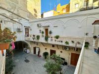 Onny's House - Bed and Breakfast Bari