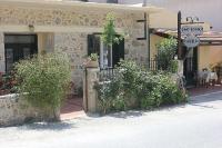 Hariklia Rent Rooms - Bed and Breakfast