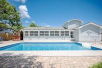Barbee Beach House by Oak Island Accommodations - Chambres d'hôtes Oak Island