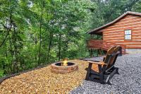Romantic, Private Cabin in Smokies Hot Tub Firepit - Chambres d’hôtes Sevierville