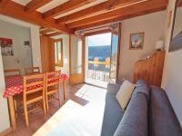 La Tanière, T2 duplex, centre Luchon, 4 personnes, wifi, 3ème étage - B&B Bagnères-de-Luchon