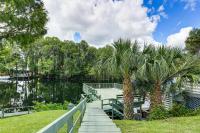 Boathouse and Dock Riverfront Dunnellon Getaway! - Bed and Breakfast Dunnellon