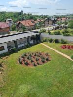 Luxurious apartment with three bedrooms - B&B