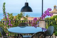 Appartamento con 2 Camere da Letto e Vista Mare 