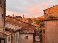 MontalciNest - Bed and Breakfast Montalcino