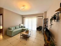 P Deluxe Suites Β4 - Ferienwohnung Néa Michanióna