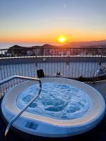 Intempo Sky: Surcando el cielo - B&B Benidorm