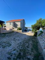 Rosmarin Apartments Sea View Garden Side - B&B Jadranovo
