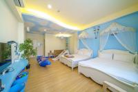 Superior Family Room