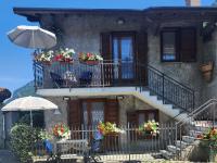 La Casetta di Laura intera casa ideale famiglie e gruppi dista 5 chilometri da Varenna - Ferienwohnung Lierna
