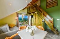 Studio mit Balkon